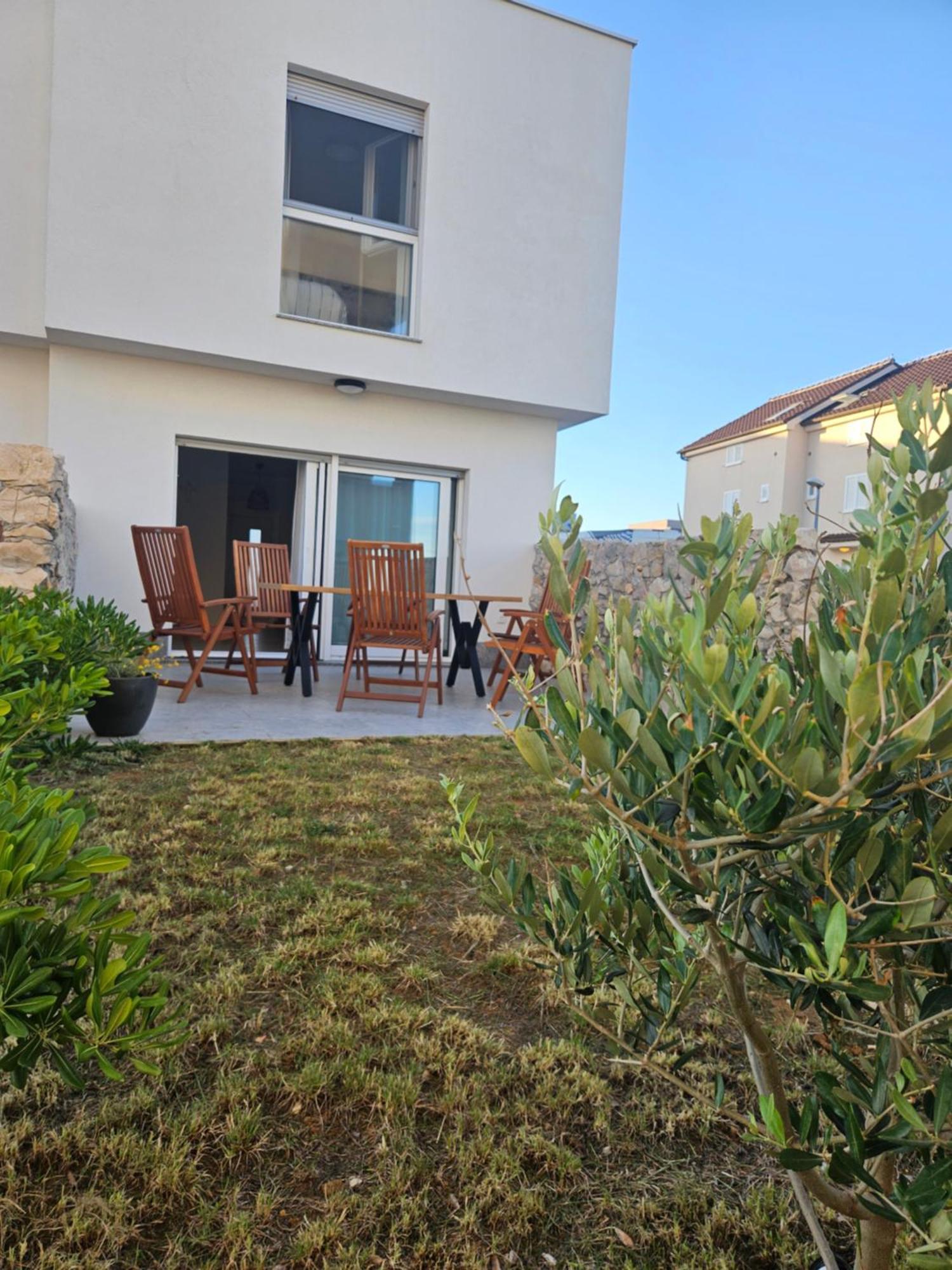 Bura House Villa Povljana Bilik gambar