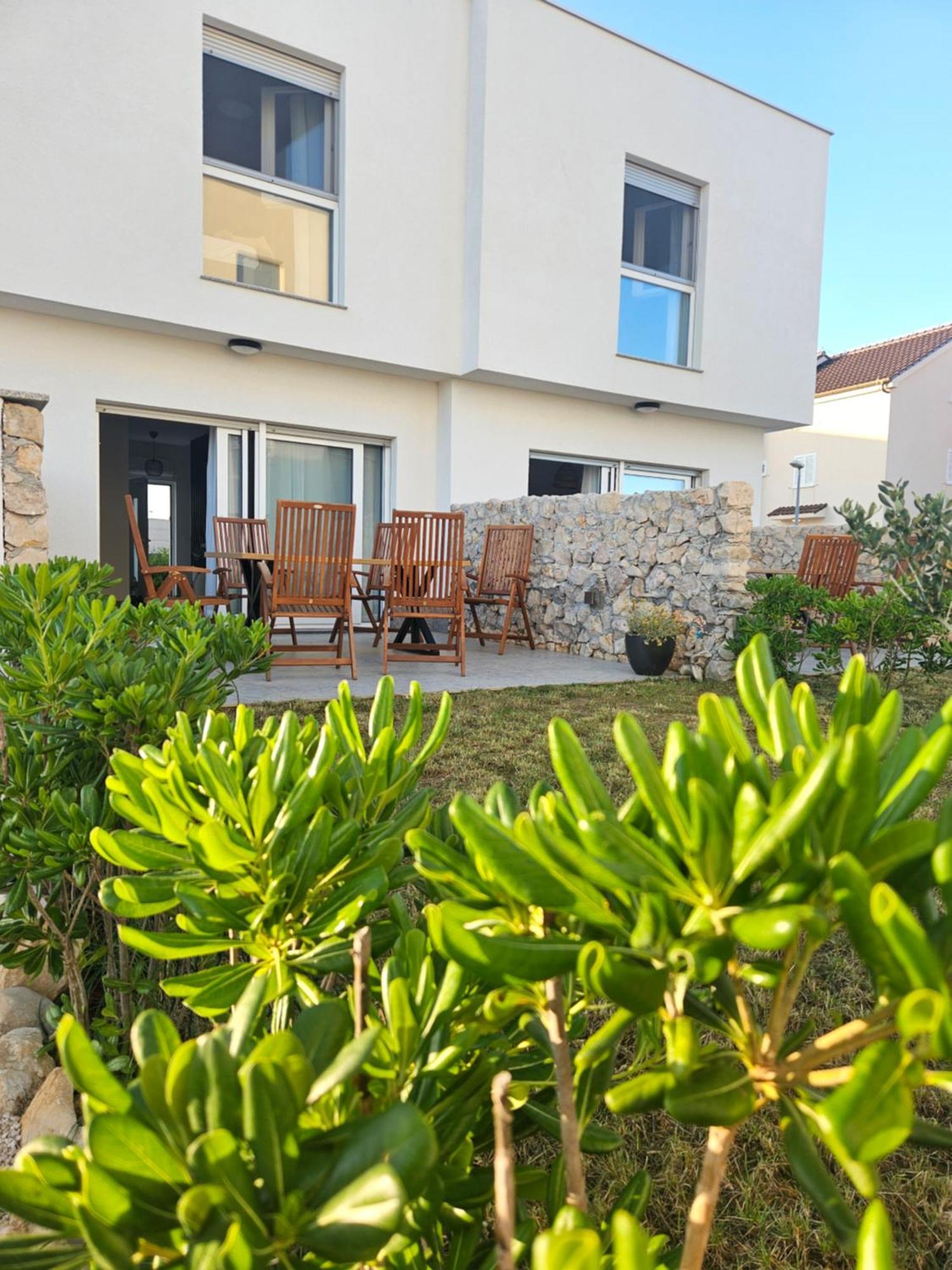 Bura House Villa Povljana Bilik gambar